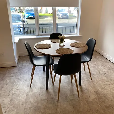 Appartement Modern Comfortable Four Bedroom House In Great Location Dublin